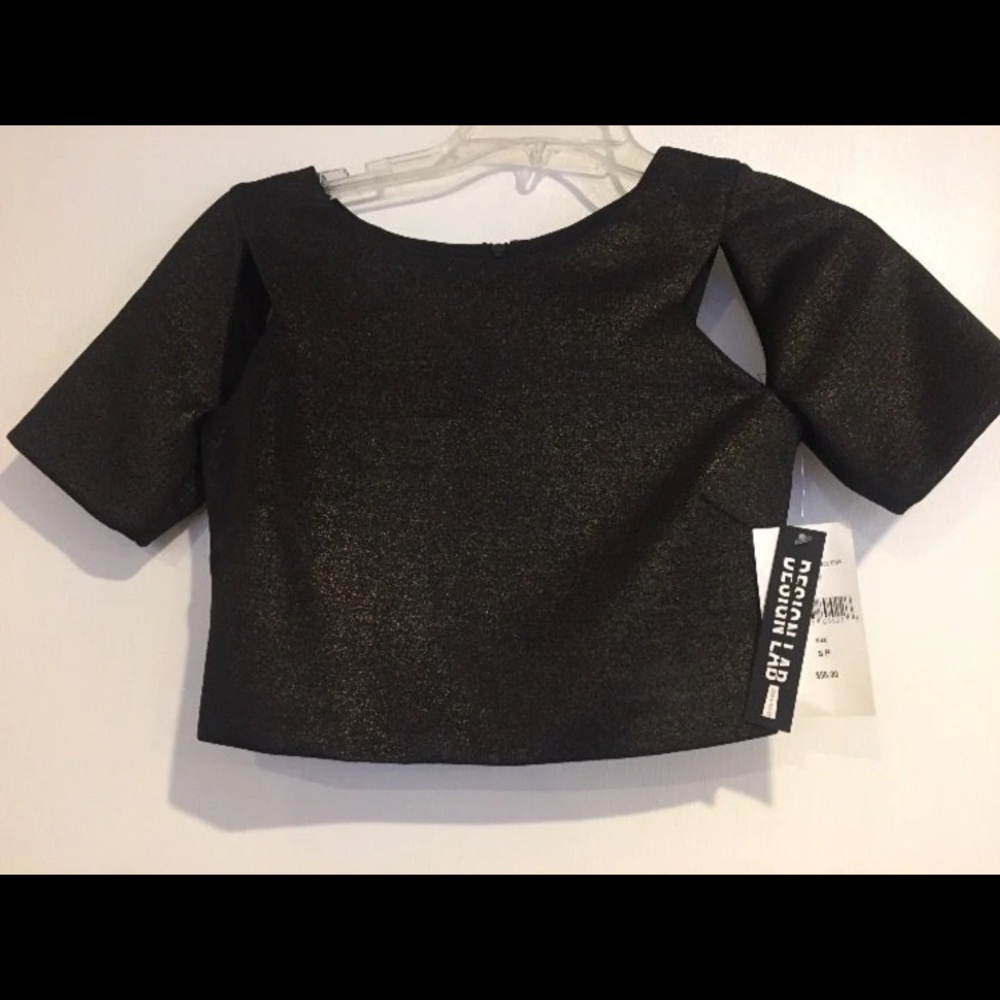 Design Lab Crop Top - Picture 2 of 3